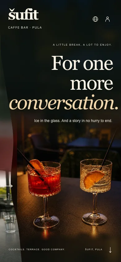 Šufit-Website auf einem Handy, Abendszene: zwei Cocktails (auf Englisch)